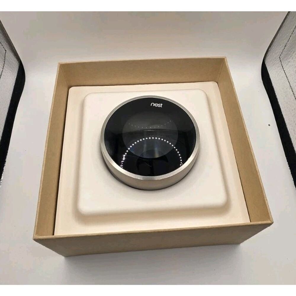 Nest-Learning Thermostat Untested Cracked Screen - Picture 3 of 5